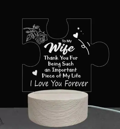 Candeeiro de Mesa Minimalista “DAD” – Luz Noturna Quente e Estilosa