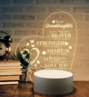 Candeeiro de Mesa Minimalista “DAD” – Luz Noturna Quente e Estilosa